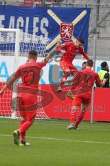 3. Fußball-Liga - Saison 2019/2020 - FC Ingolstadt 04 - Carl Zeiss Jena - Der 2:0 Führungstreffer durch Thomas Keller (#27,FCI)  - Flemming Niemann Torwart (#1 Jena) - Nico Antonitsch (#5,FCI)  -Robin Krausse (#23,FCI) - Jubel - Foto: Meyer Jürgen