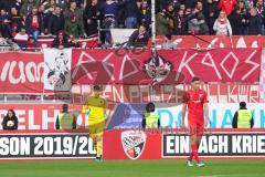 3. Liga - Fußball - FC Ingolstadt 04 - FSV Zwickau - Gegentor für Zwickau, Torwart Fabijan Buntic (24, FCI) schimpft nach vorne, Maximilian Thalhammer (6, FCI) geknickt