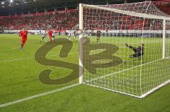 3. Fußball-Liga - Saison 2019/2020 - FC Ingolstadt 04 - Hansa Rostock - Stefan Kutschke (#30,FCI)  trifft per Elfmeter zum 2:2 ausgleich - jubel - Markus Kolke Torwart (#1 Rostock) - Foto: Meyer Jürgen