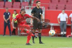 3. Fußball-Liga - Saison 2019/2020 - FC Ingolstadt 04 - Hansa Rostock - Ganiggia Ginola Elva (#14,FCI)  und Marcel Gaus (#19,FCI)  beim Freistoß - Foto: Meyer Jürgen