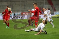 3. Liga - Fußball - FC Ingolstadt 04 - SpVgg Unterhaching - Dombrowka Max (8, SpVgg) foult Patrick Sussek (37, FCI) der sich verletzt