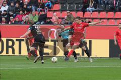 3. Liga - Fußball - FC Ingolstadt 04 - FSV Zwickau - Maximilian Thalhammer (6, FCI) Julius Reinhardt (30 Zwickau)