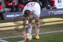 3. Fußball-Liga - Saison 2019/2020 - FC Ingolstadt 04 - Victoria Köln - Robin Krausse (#23,FCI)  - beim Eckball - Foto: Meyer Jürgen