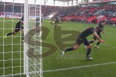 3. Fußball-Liga - Saison 2019/2020 - FC Ingolstadt 04 -  Preußen Münster - Der 3:2 Führungstreffer durch Tobias Schröck (#21,FCI)  - Oliver Schnitzler Torwart (#1 Preußen Münster) - jubel - Foto: Meyer Jürgen