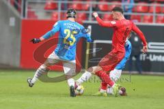 3. Fußball-Liga - Saison 2019/2020 - FC Ingolstadt 04 - Carl Zeiss Jena - Justin Schau (#25 Jena) - Fatih Kaya (#9,FCI)  - Foto: Meyer Jürgen