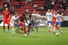 3. Liga - Fußball - FC Ingolstadt 04 - Hansa Rostock - Thomas Keller (27, FCI) schießt auf das Tor, kein Erfolg