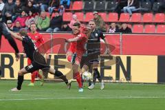 3. Liga - Fußball - FC Ingolstadt 04 - FSV Zwickau - Maximilian Thalhammer (6, FCI) Julius Reinhardt (30 Zwickau)