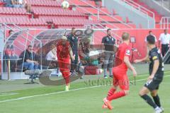 3. Fußball-Liga - Saison 2019/2020 - FC Ingolstadt 04 - Hallescher FC - Nico Antonitsch (#5,FCI)  beim Einwurf  -Foto: Meyer Jürgen