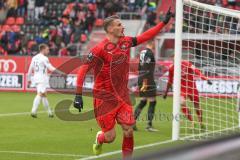 3. Liga - FC Ingolstadt 04 - FC Ingolstadt 04 - SV Meppen - Stefan Kutschke (#30,FCI)  schiesst den 1:0 Führungstreffer - jubel - Erik Domaschke Torwart (#32 SV Meppen) - Marcel Gaus (#19,FCI)  - Foto: Stefan Bösl