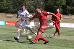 3. Liga - Testspiel - VfR Garching - FC Ingolstadt 04 - rechts Peter Kurzweg (16, FCI)