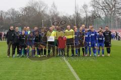 3. Liga - Testspiel - FC Ingolstadt 04 - Karlsruher SC - Ehrung durch Direktor Sport Michael Henke (FCI) Schiedsrichter 1000 Spiel Sebastian Eder