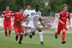 3. Liga - Testspiel - FC Ingolstadt 04 - TSV 1860 Rosenheim - Zweikampf mitte Agyemang Diawusie (11, FCI)