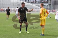 3. Liga - Testspiel - FC Ingolstadt 04 - TSV 1860 Rosenheim - Torwarttrainer Alexander Kunze (FCI) mit Torwart Marco Knaller (1, FCI)