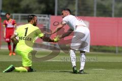 3. Liga - Testspiel - FC Ingolstadt 04 - SKN St. Pölten - Fatih Kaya (9, FCI) nimmt sich den Ball allein, Solo, Tor 1:0, Jubel, Torwart Riegler chancenlos