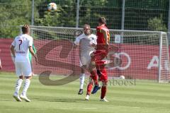 3. Liga - Testspiel - FC Ingolstadt 04 - SKN St. Pölten - mitte Kopfball Jonatan Kotzke (25 FCI) zu Konstantin Kerschbaumer (7, FCI)