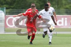 3. Liga - Testspiel - FC Ingolstadt 04 - TSV 1860 Rosenheim - Zweikampf mitte Agyemang Diawusie (11, FCI)