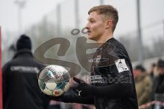 3. Liga - Testspiel - FC Ingolstadt 04 - Karlsruher SC - Gabriel Weiß (32, FC) Einwurf
