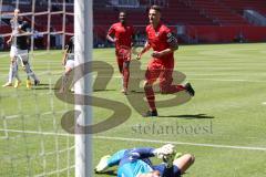 3. Liga - Saisoneröffnung - Testspiel - FC Ingolstadt 04 - VfB Eichstätt - Stefan Kutschke (30, FCI) wird gefoult, Elfmeter gegen Torwart Felix Junghan, Tor Jubel Schuß