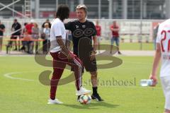 3. Liga - Testspiel - FC Ingolstadt 04 - TSV 1860 Rosenheim - Cheftrainer Jeff Saibene (FCI) mit Caniggia Ginola Elva (14, FCI)