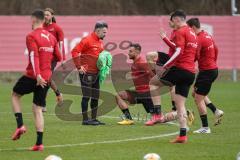 3. Liga - Fußball - FC Ingolstadt 04 - Trainerwechsel, Cheftrainer Tomas Oral (FCI) und sein Co-Trainer Mark Fotheringham (FCI) übernehmen bis Sommer 2021 den FC Ingolstadt 04, 1. Training mit Robin Krauße (23, FCI)