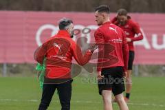 3. Liga - Fußball - FC Ingolstadt 04 - Trainerwechsel, Cheftrainer Tomas Oral (FCI) und sein Co-Trainer Mark Fotheringham (FCI) übernehmen bis Sommer 2021 den FC Ingolstadt 04, 1. Training mit Maximilian Wolfram (8, FCI)