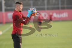 3. Liga - FC Ingolstadt 04 - Trainingsauftakt nach Winterpause - Torwart Fabijan Buntic (24, FCI)