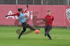 3. Liga - FC Ingolstadt 04 - Trainingsauftakt nach Winterpause - Caniggia Ginola Elva (14, FCI) Lukas Schellenberg