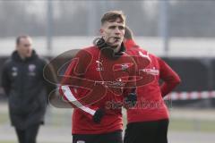 Im Bild: Dennis Ayensa Eckert (#7 FC Ingolstadt)

Fussball - 3. Bundesliga - Ingolstadt - Saison 2019/2020 - Trainingsauftakt -  Foto: Ralf Lüger