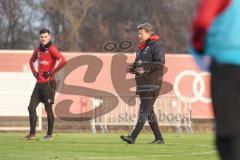 3. Liga - FC Ingolstadt 04 - Trainingsauftakt nach Winterpause - Cheftrainer Jeff Saibene (FCI) und Georgius Pintidis (6, FCI)