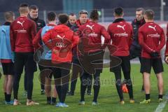 3. Liga - FC Ingolstadt 04 - Trainingsauftakt nach Winterpause - Ansprache nach dem Training Cheftrainer Jeff Saibene (FCI)