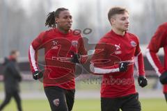 Im Bild: Caniggia Elva (#14 FC Ingolstadt)

Fussball - 3. Bundesliga - Ingolstadt - Saison 2019/2020 - Trainingsauftakt -  Foto: Ralf Lüger