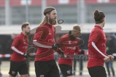 Im Bild: Bjørn Paulsen (#4 FC Ingolstadt)

Fussball - 3. Bundesliga - Ingolstadt - Saison 2019/2020 - Trainingsauftakt -  Foto: Ralf Lüger