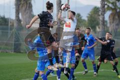 3. Liga - FC Ingolstadt 04 - Wintertrainingslager Spanien - Testspiel - Kaa Gent - 2:3 - Ecke Kopfball Jonatan Kotzke (25 FCI) Torwart aus Gent hält