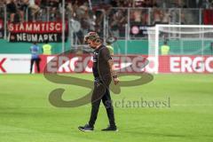 DFB Pokal - Fußball - FC Ingolstadt 04 - 1. FC Nürnberg - Spiel ist aus, 0:1, Enttäuschung hängende Köpfe, Cheftrainer Jeff Saibene (FCI)