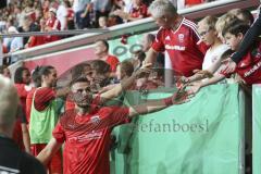 Im Bild: Fatih Kaya (#9 FC Ingolstadt) bedankt sich bei den Fans für die Untersützung

Fussball - DFB Pokal - Ingolstadt - Saison 2019/2020 - FC Ingolstadt 04 - 1. FC Nürnberg- 09.08.2019 -  Foto: Ralf Lüger/rsp-sport.de