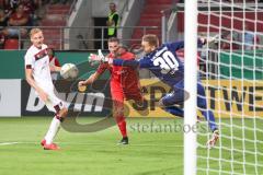 DFB Pokal - Fußball - FC Ingolstadt 04 - 1. FC Nürnberg - Tor Chance Kopfball, Stefan Kutschke (30, FCI), Torwart Lukse Andreas (1. FCN, 30)