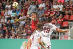 DFB Pokal - Fußball - FC Ingolstadt 04 - 1. FC Nürnberg - Kopfballduell Stefan Kutschke (30, FCI) Mühl Lukas (1. FCN, 28)