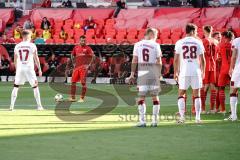 Relegation - FC Ingolstadt 04 - 1. FC Nürnberg - Freistoss Robin Krauße (23, FCI)