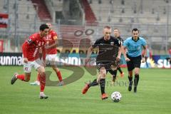 3. Liga - Hallescher FC - FC Ingolstadt 04 - Ilmari Niskanen (22, FCI) links Landgraf Niklas (31 Halle)