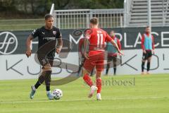3. Liga - FC Viktoria Köln - FC Ingolstadt 04 - Justin Butler (31, FCI) Cueto Lucas (11 Köln)