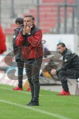 3. Liga - Hallescher FC - FC Ingolstadt 04 - Cheftrainer Tomas Oral (FCI) pfeift ins Feld