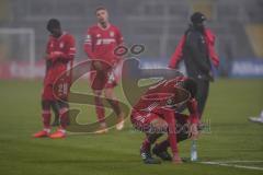 3. Liga - FC Bayern II - FC Ingolstadt 04 - Niederlage Heimspiel, hängende Köpfe Kern Timo (10 FCB)