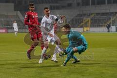 3. Liga - FC Bayern II - FC Ingolstadt 04 - Torchnace Stefan Kutschke (30, FCI) kommt zu spät, Torwart Ron-Thorben Hoffmann (1 FCB) Lawrence Jamie (40 FCB)