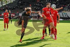 3. Liga - FC Viktoria Köln - FC Ingolstadt 04 - Kopfball Zweikampf Björn Paulsen (4, FCI) Handle Simon (7 Köln)