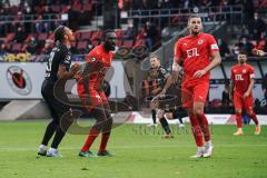 3. Liga - FC Viktoria Köln - FC Ingolstadt 04 - schreit Tor Chance verpasst Justin Butler (31, FCI) Kyere Bernard (20 Köln)