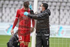 3. Liga - Türkgücü München - FC Ingolstadt 04 - verletzt am Kopf Stangl Stefan (23 Türkgücü) wird behandelt