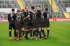 3. Liga - Türkgücü München - FC Ingolstadt 04 - Tor Jubel 0:1 Thomas Keller (27, FCI) mit Marcel Gaus (19, FCI) Fatih Kaya (9, FCI) Michael Heinloth (17, FCI) Ilmari Niskanen (22, FCI) Tobias Schröck (21, FCI) Robin Krauße (23, FCI)