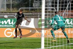 3. Liga - FC Viktoria Köln - FC Ingolstadt 04 - Patrick Sussek (37, FCI) am Tor Chance Torwart Mielitz Sebastian (1 Köln)