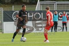 3. Liga - FC Viktoria Köln - FC Ingolstadt 04 - Justin Butler (31, FCI) Cueto Lucas (11 Köln)