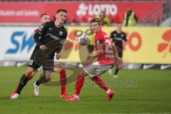 3. Liga - 1. FC Kaiserslautern - FC Ingolstadt 04 - Stefan Kutschke (30, FCI) Sickinger Carlo (25 FCK)